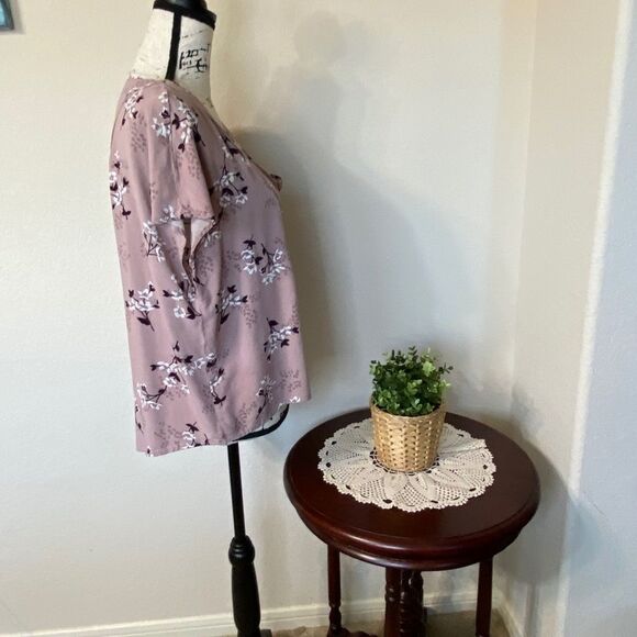 ❤️GF Collection Floral Blouse - Picture 5 of 6